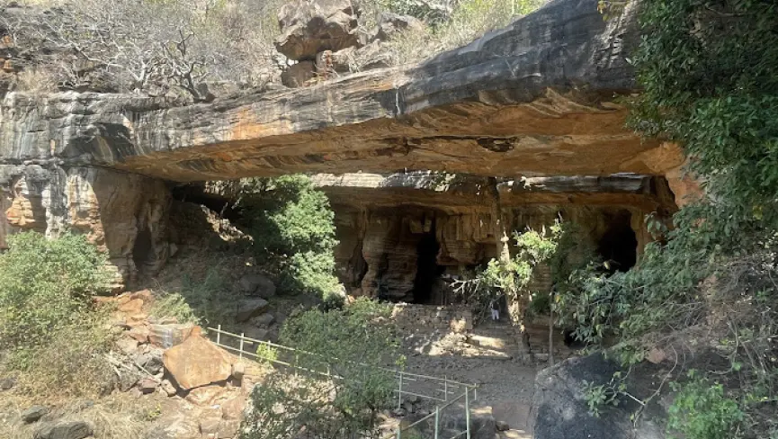 Akkamahadevi caves