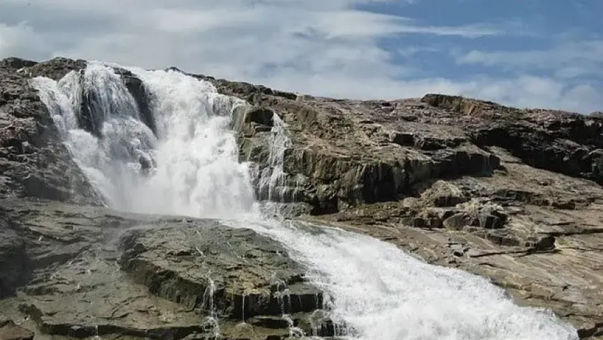 Kuntala Waterfalls