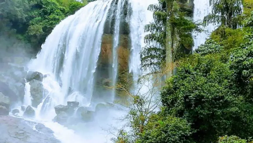 Kuthumkal Waterfalls