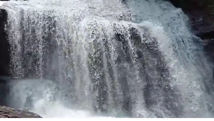 yerravaram waterfalls
