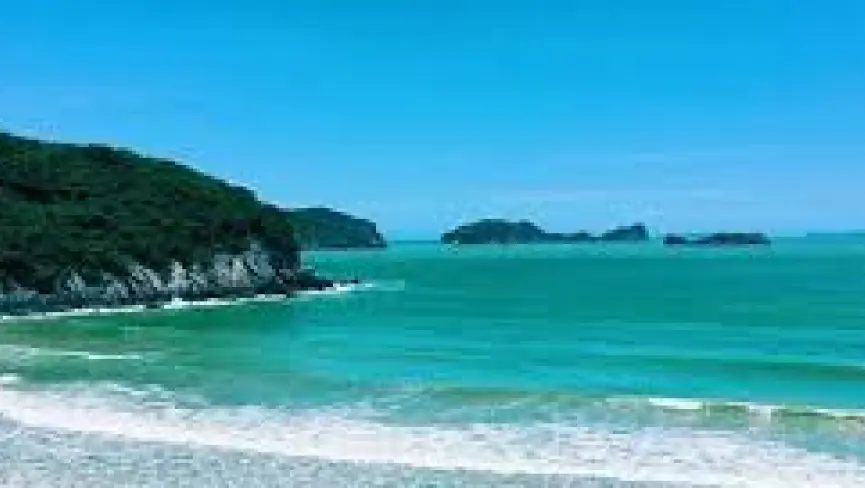 Do Son Beach