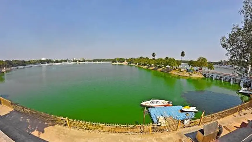 Kankaria Lake
