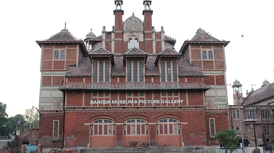 Baroda Museum And Picture Gallery
