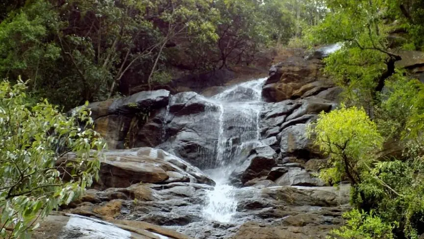 Kiliyur Falls