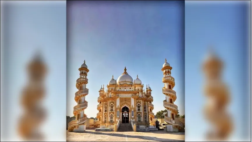 Mahabat Maqbara Palace