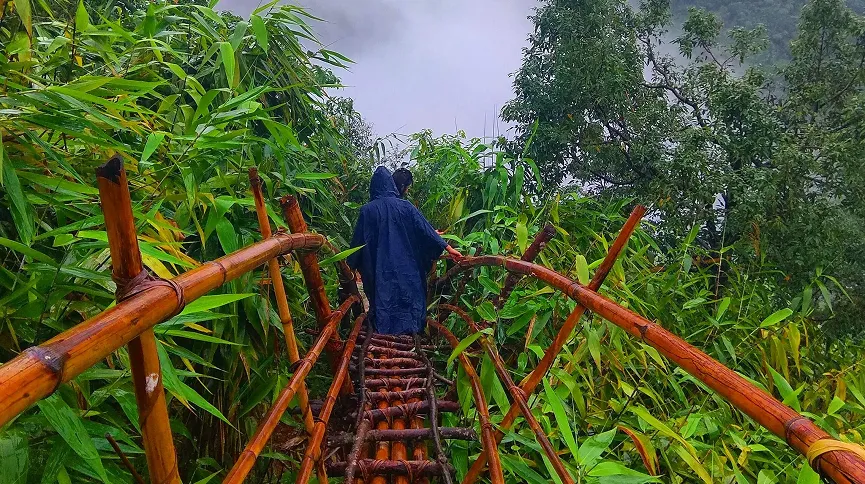 Mawryngkhang Bamboo Trek