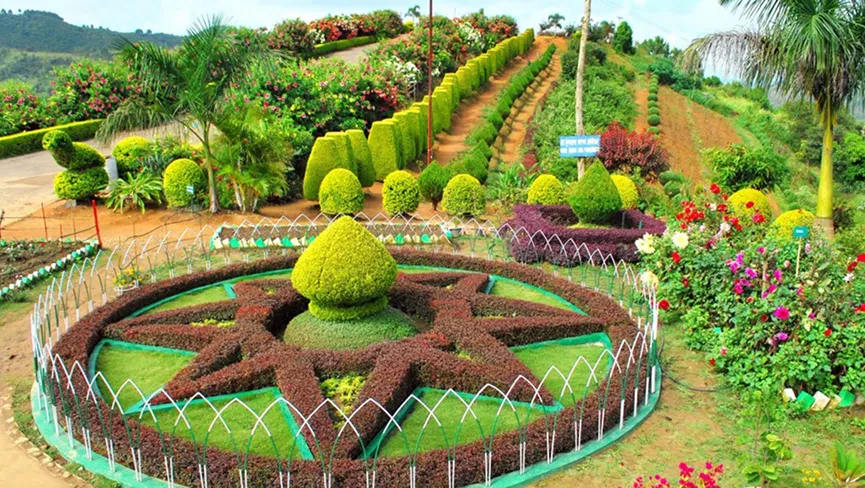 Kakching Garden
