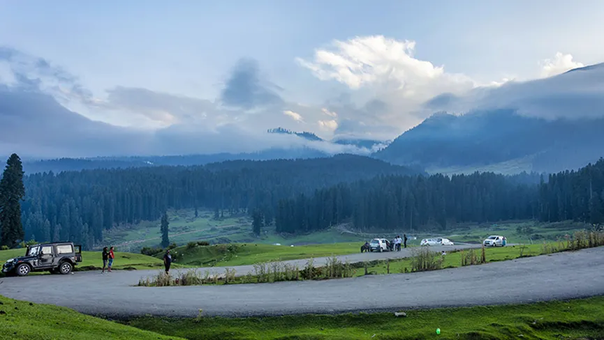 Doodhpathri Entrance Point