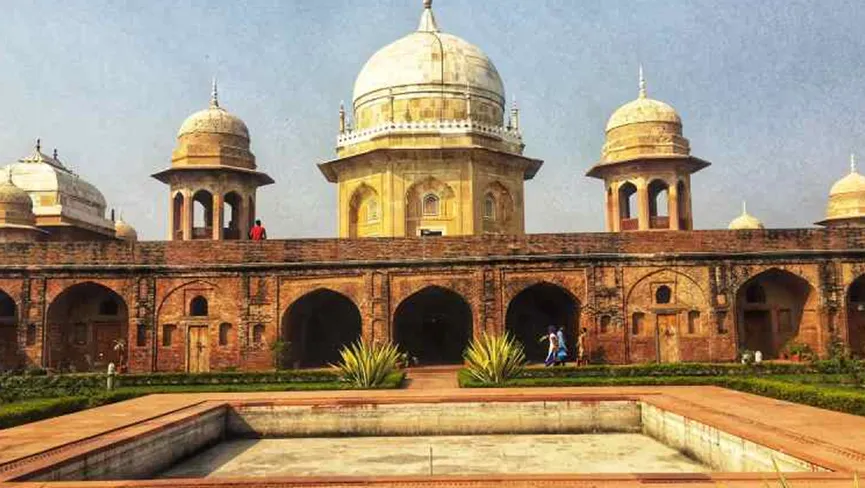 Sheikh Chillis Tomb Thanesar