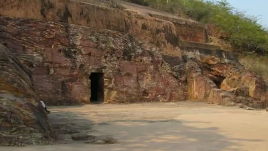 Son Bhandar Caves