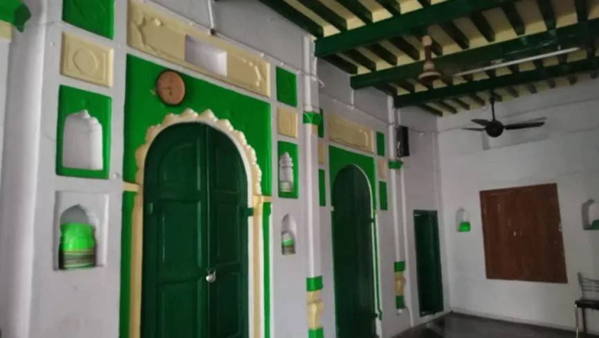 Begoo Hajjaam Kee Masjid