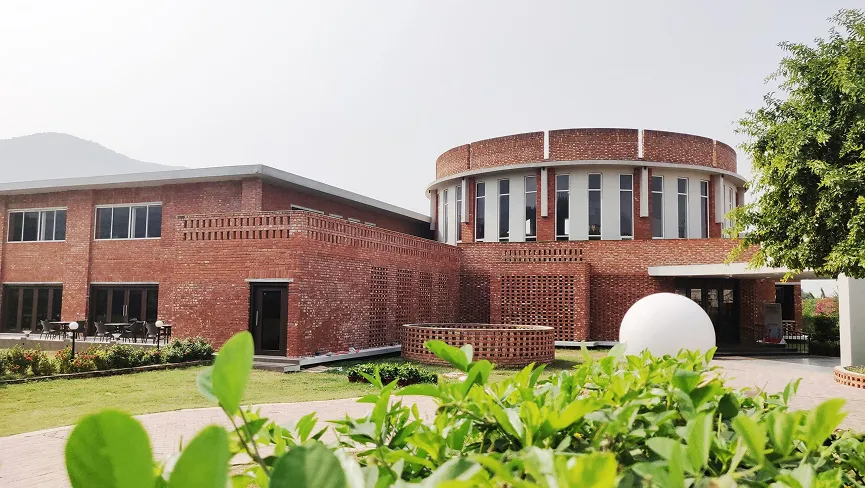 Veerayatan Jain Museum