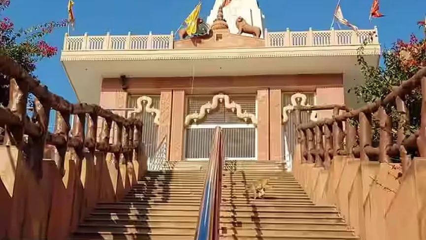 Shiv Mandir at Ferozepur Jhirka