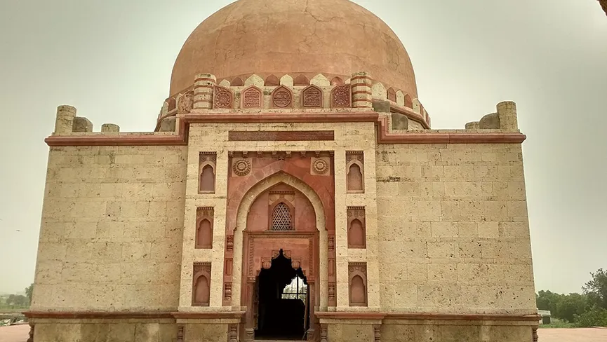 Khwaja Khizr Tomb