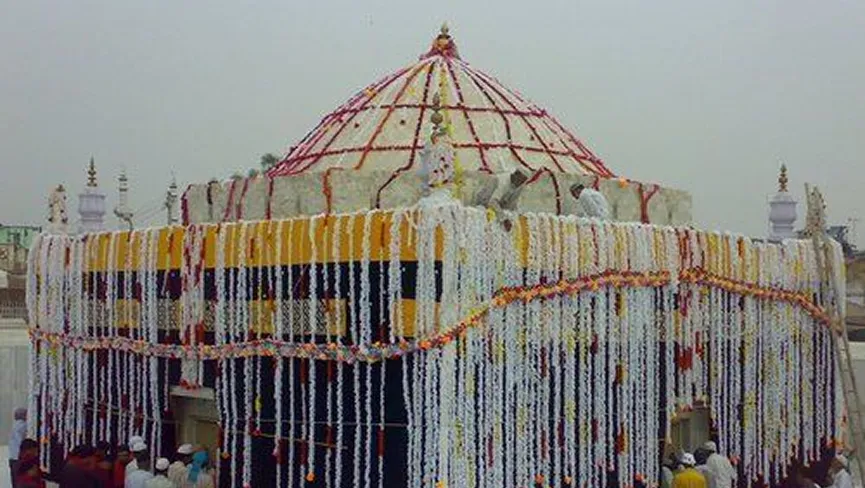 Hazrat Syed Badiuddin Zinda Shah Madar Dargah Sharif