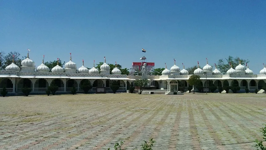 Gommatgiri Digambar Jain Mandir