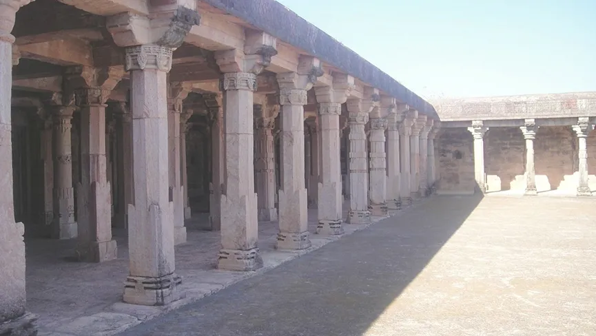 Dilawar Khans Mosque