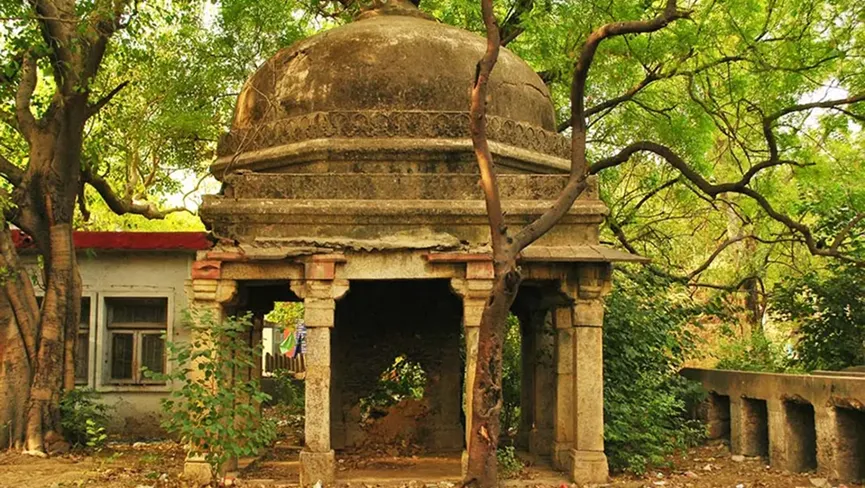Tomb of Sayyid Yasin