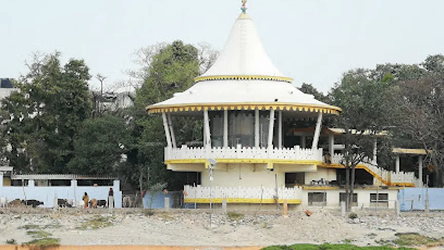 Yogiraj Devraha Baba