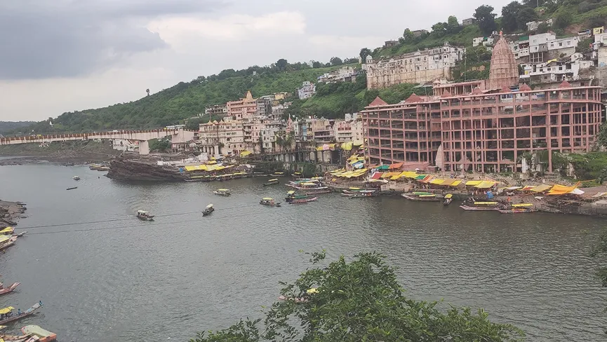 Shri Omkareshwar Jyotirlinga Temple