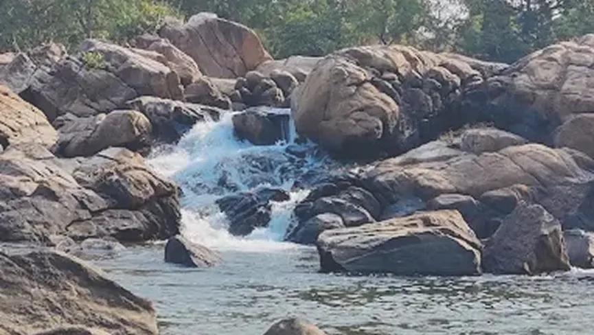 Gidli Ghogra Waterfall