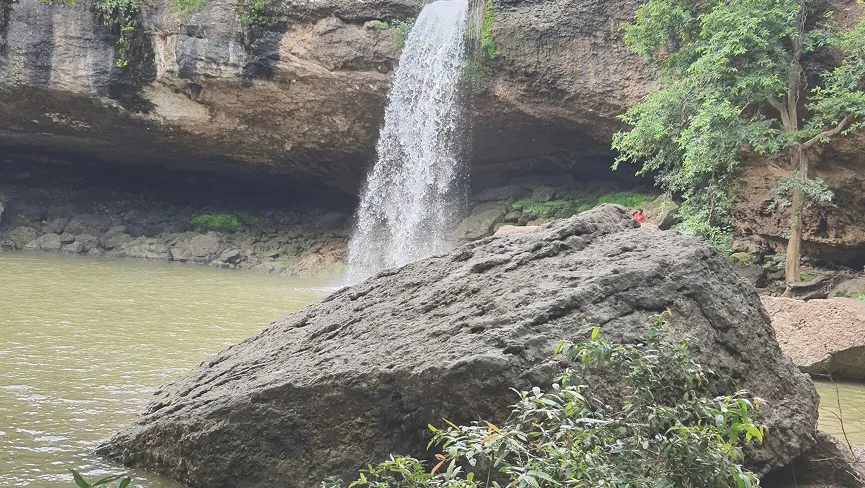 Ghogharnath Water Falls