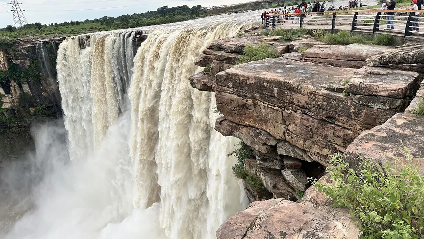 Chachai Waterfall Sirmour
