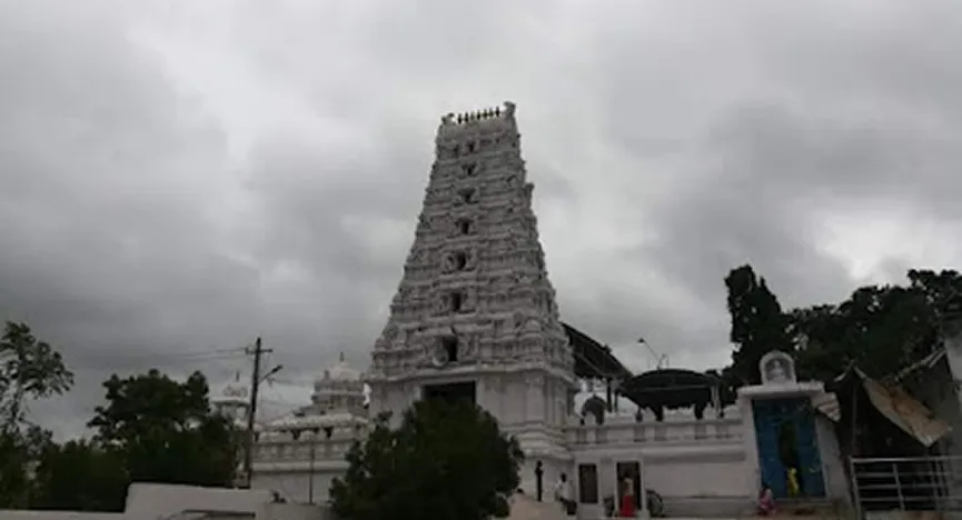 Shree Siddarameshwara Devalayam Bhiknoor