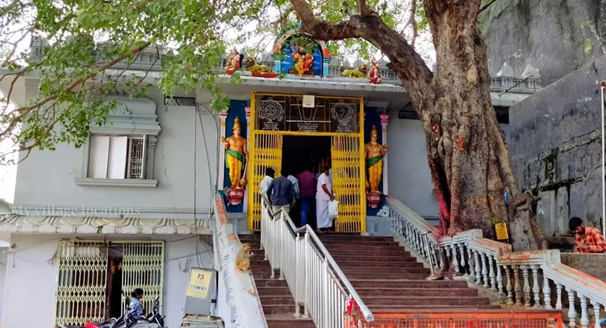 Old Yadagiri temple  Sri Patha Lakshmi Narasimha Swamy Temple