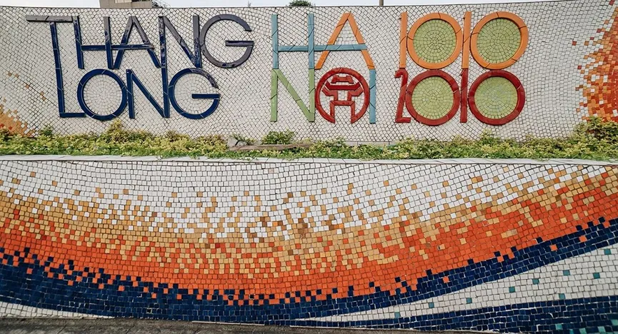 Ceramic mosaic mural road