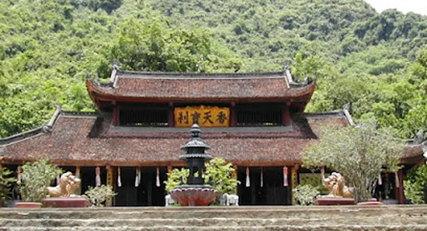 Huong Pagoda