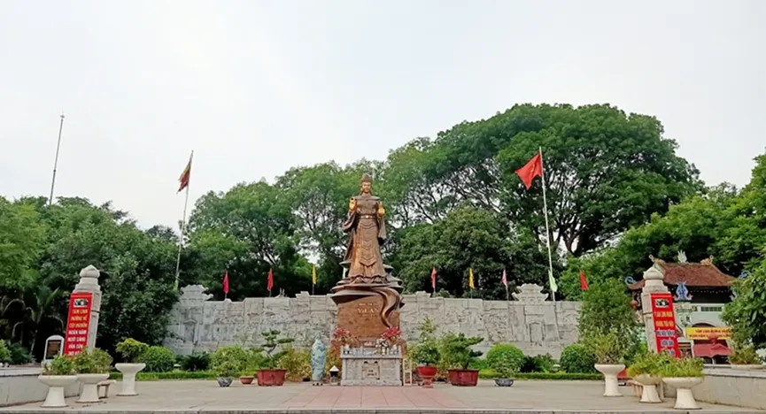 Nguyen Phi Y Lan Temple