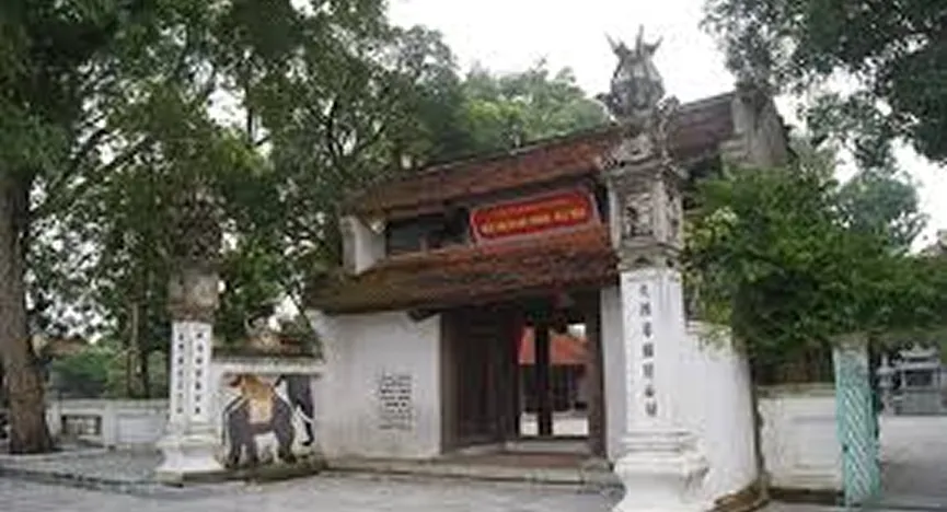 Hat Mon Temple