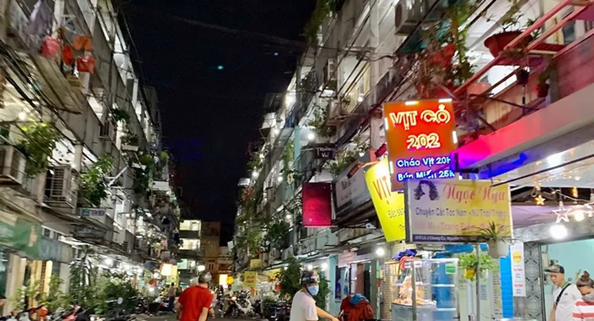 Nguyen Thien Thuat Street