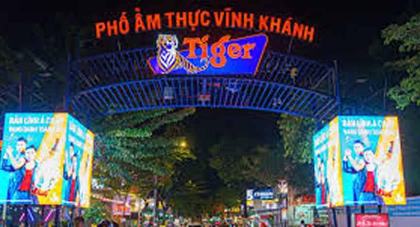 Vinh Khanh Food Street