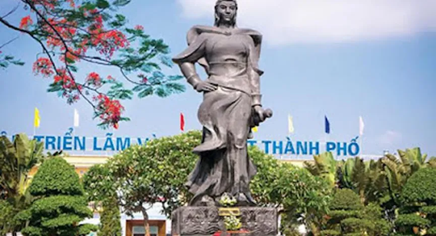 Statue of General Le Chan