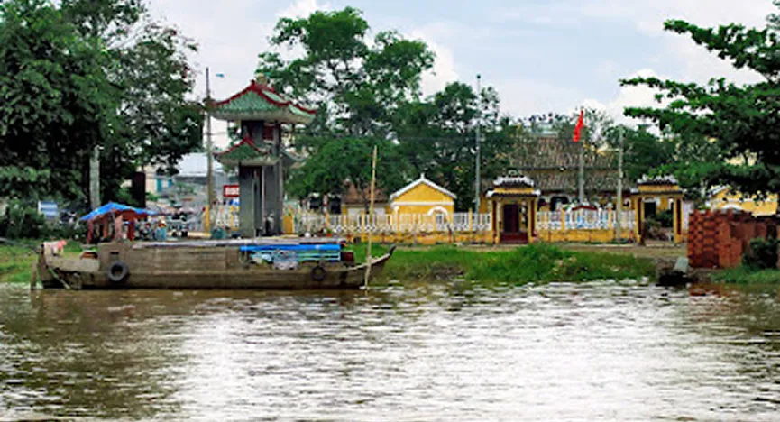Binh Thuy Temple