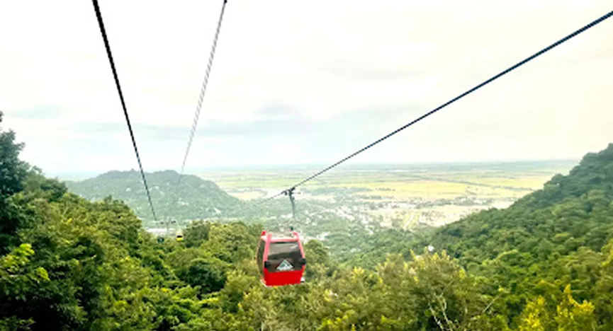 Cam Mountain Cable Car Station