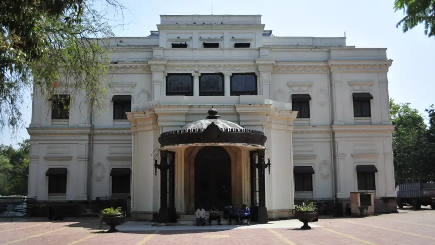 Lal Bagh Palace